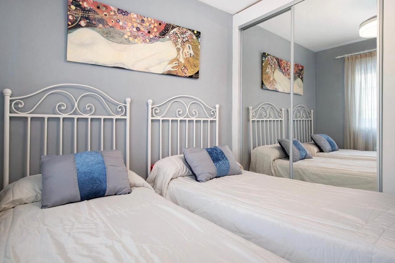 Benalmarina Apartment เบนัลมาเดนา ภายนอก รูปภาพ
